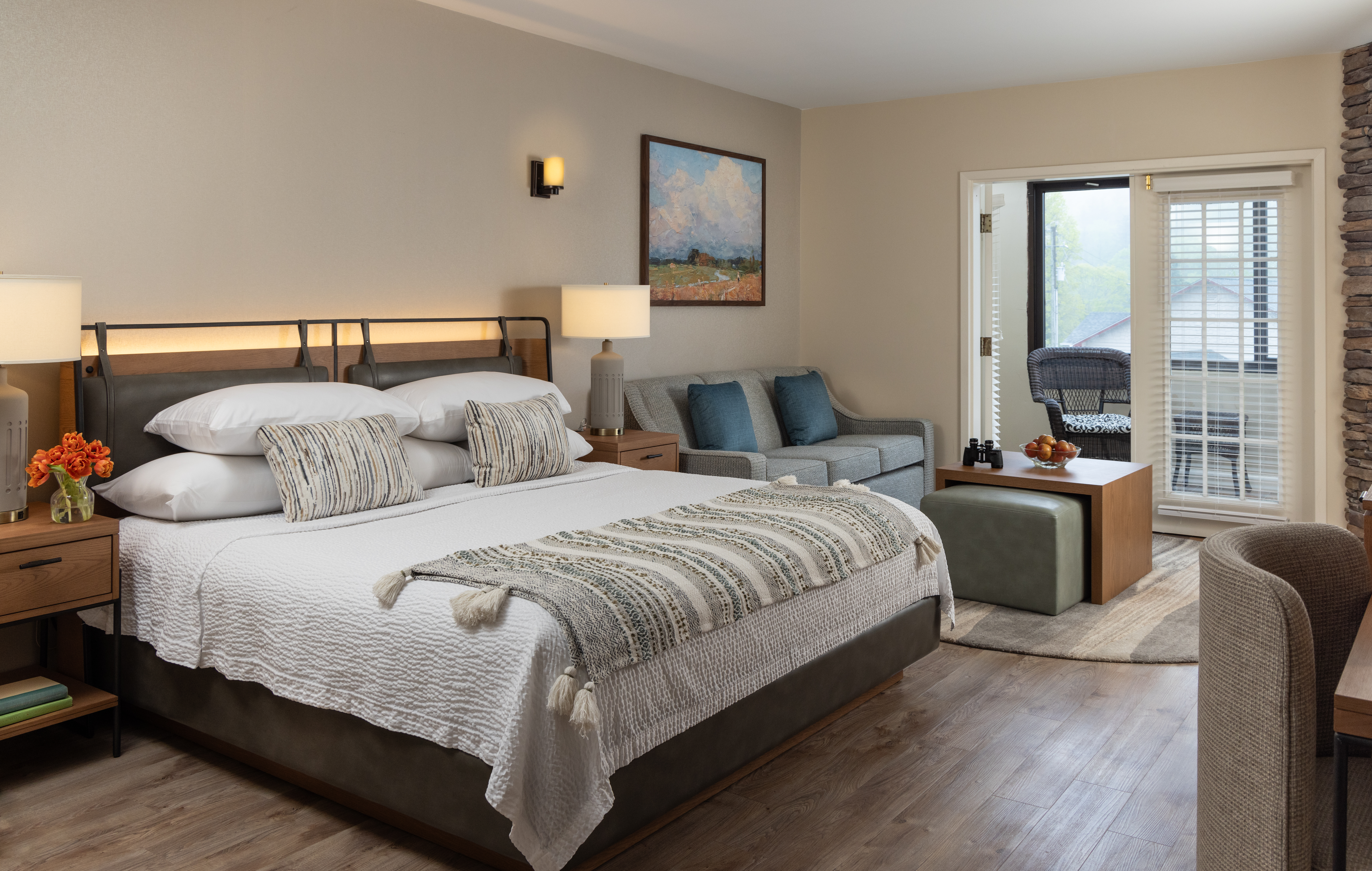 Deluxe King Room - Blowing Rock Hotel Rooms